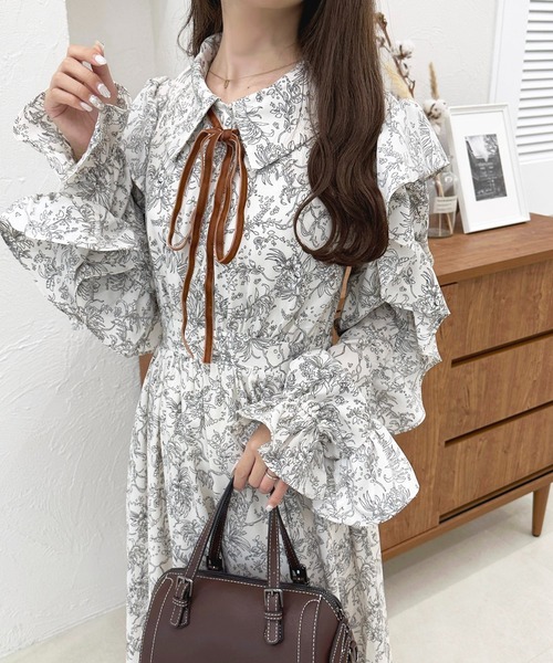 apres jour(アプレジュール)の「フリルデザインフレアワンピース【ZOZOTOWN限定アイテム】(ワンピース・レディース・ブラック系その他2/ブラック系その他/ホワイト系その他/ホワイト・X-LARGE/フリー)」の16枚目の写真