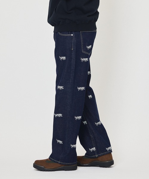 XLARGE(エクストララージ)の「ALLOVER LOGO DENIM PANTS(デニムパンツ・メンズ・インディゴブルー/ブラック・32inch/30inch/36inch/34inch)」の13枚目の写真
