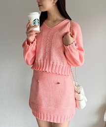 Silly（シリー）の「Ｖネックニットトップス＆ニットスカート（セットアップ）」