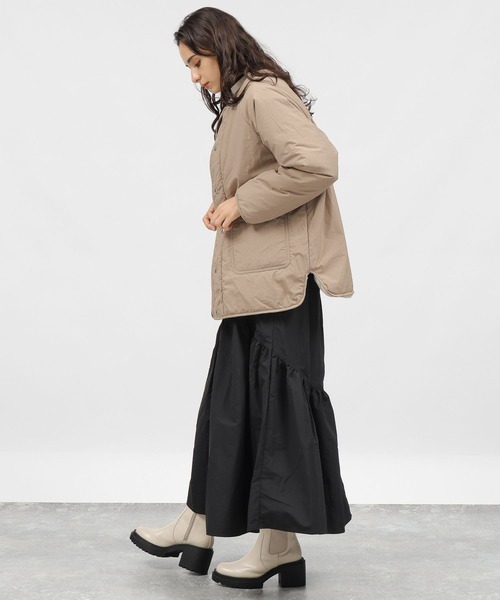 LAKOLE(ラコレ)の「ボアブルゾン / 981960(ブルゾン・レディース・ブラック/ライトベージュ・SMALL/MEDIUM)」の9枚目の写真