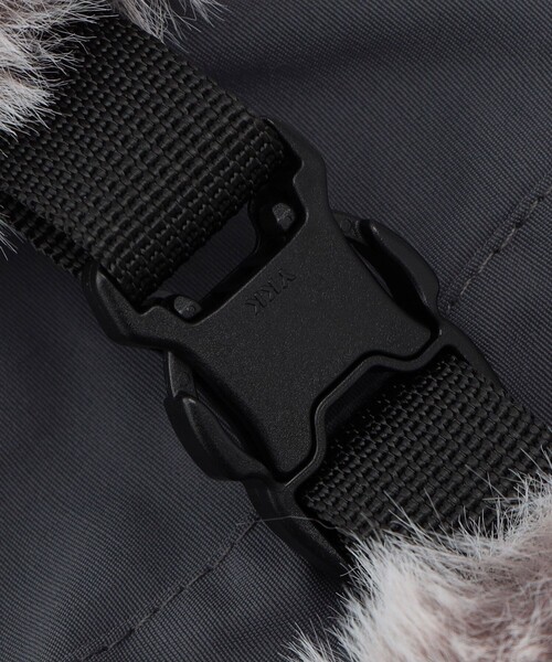 POLeR（ポーラー）の「POLeR × FREAK'S STORE/ポーラー × フリークスストア 別注 FUR 60/40 VISOR CAP / ファーバイザー キャップ（キャップ・レディース・グレー/ブラック・ONE SIZE）」の8枚目の写真