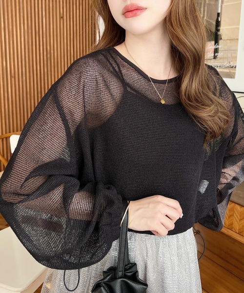 moment+（モーメントプラス）の「スモールメッシュ長袖すそドロストショートプルオーバー（Tシャツ/カットソー・レディース・ブラック/チャコールグレー/ナチュラル/オフホワイト・M）」の3枚目の写真