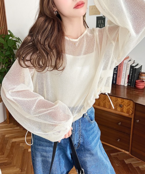 moment+（モーメントプラス）の「スモールメッシュ長袖すそドロストショートプルオーバー（Tシャツ/カットソー・レディース・ブラック/チャコールグレー/ナチュラル/オフホワイト・M）」の8枚目の写真