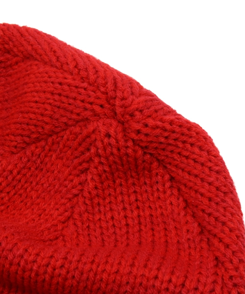 PUMA（プーマ）の「FERRARI LS ビーニー（ニットキャップ/ビーニー・メンズ・ブラック/レッド・フリー）」の5枚目の写真