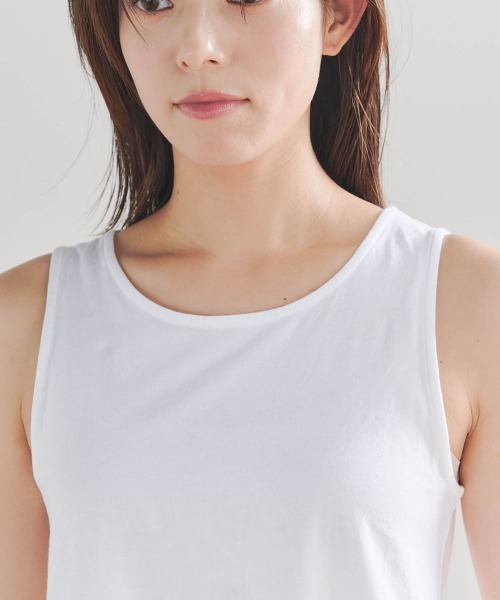 Droite lautreamont（ドロワットロートレアモン）の「裾布帛レイヤードタンク≪洗濯機で洗える≫（タンクトップ・レディース・ブラック/オフホワイト・M）」の7枚目の写真