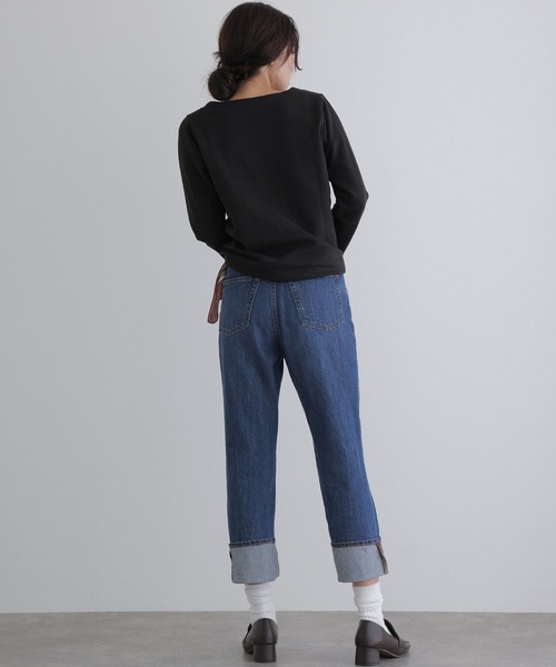 ElegChic（エレグシック）の「Vネック裏毛トレーナー（スウェット・レディース・ライトカーキ/ブラック/ライトベージュ・XL/4L/3L/L/M）」の6枚目の写真