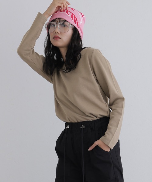 ElegChic（エレグシック）の「Vネック裏毛トレーナー（スウェット・レディース・ライトカーキ/ブラック/ライトベージュ・XL/4L/3L/L/M）」の14枚目の写真