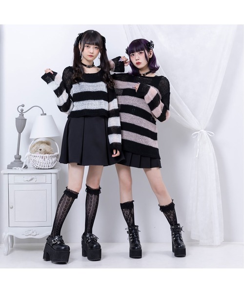 DearMyLove(ディアマイラブ)の「選べる丈ゆる編みルーズニット(ニット/セーター・レディース・ホワイト×ブラック/ブラック系その他/ブラック×ピンク/ブラック/ホワイト系その他/ホワイト/ブラック×ホワイト/ピンク系その他・M-L/LL~3L)」の13枚目の写真