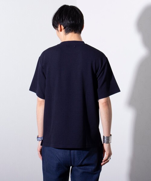 GLOSTER(グロスター)の「【GLOSTER/グロスター】ふくれジャガード クルーネックTシャツ(Tシャツ/カットソー・メンズ・グレイッシュベージュ/ホワイト/ネイビー・S/M/L)」の19枚目の写真