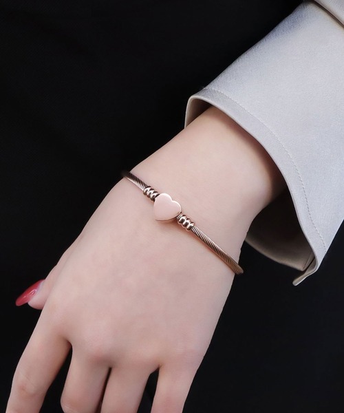 blackdia ocean（ブラックダイヤオーシャン）の「blackdia ocean ハートワイヤーバングル（バングル/リストバンド・レディース・シルバー/ピンクゴールド/ゴールド・FREE）」の9枚目の写真