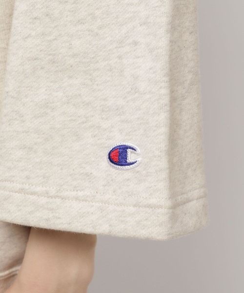 Champion(チャンピオン)の「【Champion(チャンピオン)】裏毛クルー6分丈Tシャツ(Tシャツ/カットソー・レディース・サックスブルー/グレー/ナチュラル・LARGE/MEDIUM)」の14枚目の写真