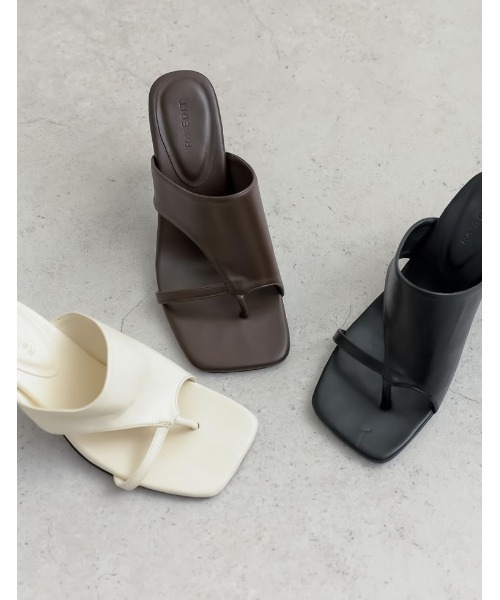 Re:EDIT（リエディ）の「[大きいサイズ有]アシンメトリースクエアトゥトングサンダル（サンダル・レディース・ブラック/アイボリー/ベージュ/ブラウン・SMALL/MEDIUM/LARGE/X-LARGE/XX-LARGE）」の17枚目の写真