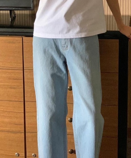 FREE STYLISTS(フリー スタイリスト)の「YUGA_YGMC パールアクセント クロップドデニムパンツ(デニムパンツ・レディース・ブルー・M/L)」の15枚目の写真