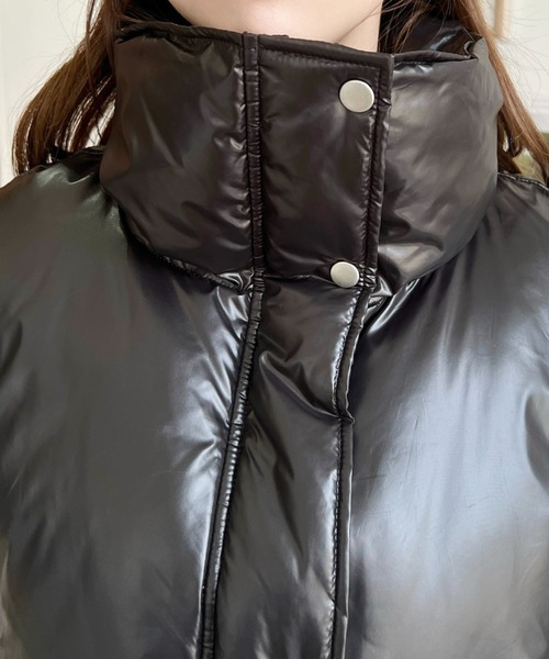 セール】ファイバーダウンメタリックショートベスト（ダウンベスト