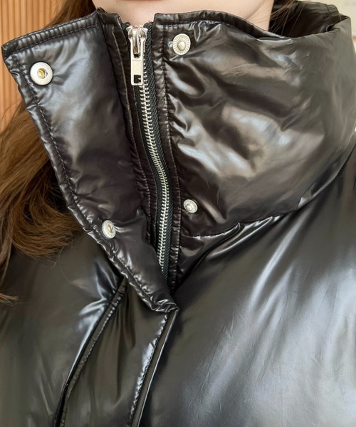 moment+（モーメントプラス）の「ファイバーダウンメタリックショートベスト（ダウンベスト・レディース・ブラック/シルバー/アイボリー・M/L）」の6枚目の写真