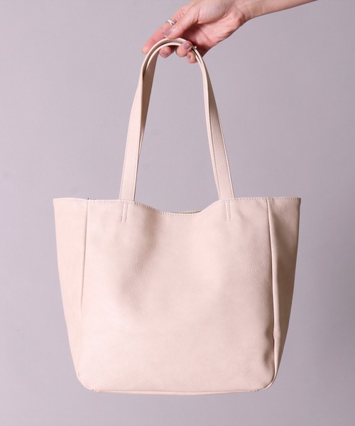 Legato Largo(レガートラルゴ)の「(LF)【Legato Largo】5ポケット フェイクレザー シンプル トートバッグ(トートバッグ・レディース・ブラック/キャメル/ライトベージュ・ONE SIZE)」の12枚目の写真