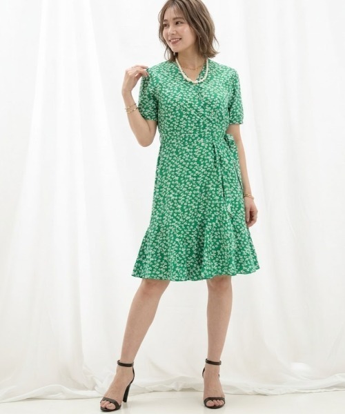 a lot of love（ア ロット オブ ラブ）の「小花柄ミディ丈 カシュクールワンピース（ワンピース・レディース・レッド/グリーン・M/L）」の8枚目の写真