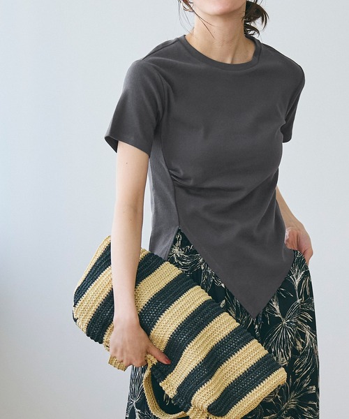 coca(coca)(コカ)の「フライス素材サイドスリットTシャツ(Tシャツ/カットソー・レディース・ホワイト/チャコール・S/M/L)」の9枚目の写真