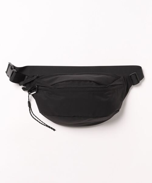ALTROSE(アルトローズ)の「ALTROSE / ティムボディBAG / #250090(ボディバッグ/ウエストポーチ・レディース・グレー/カーキ/アイボリー/シルバー/ベージュ/ブラック・ONESIZE)」の20枚目の写真