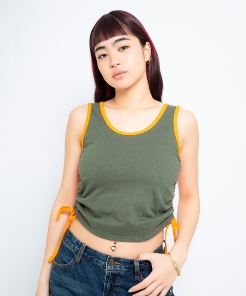 atmos pink(アトモスピンク)の「atmos pink 2WAY Side shirring Tank Top / アトモス ピンク ツーウェイ サイド シャーリング タンク トップ(タンクトップ・レディース・ピンク/カーキ/ブラック・FREE)」の2枚目の写真