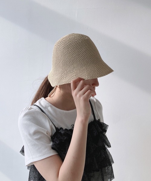 AS KNOW AS plus(アズノゥアズプラス)の「リボン付き ボンネットハット【ZOZOTOWN限定アイテム】(ハット・レディース・キャメル/アイボリー/ブラック・FREE)」の9枚目の写真