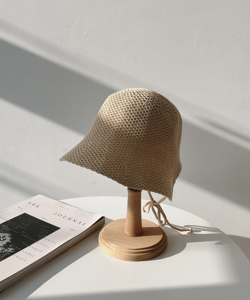 AS KNOW AS plus(アズノゥアズプラス)の「リボン付き ボンネットハット【ZOZOTOWN限定アイテム】(ハット・レディース・キャメル/アイボリー/ブラック・FREE)」の20枚目の写真