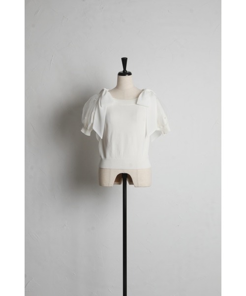 tocco closet（トッコ　クローゼット）の「２ＷＡＹシフォンリボン付きパール装飾チュールパフスリーブニットプルオーバー（Tシャツ/カットソー・レディース・オフホワイト/ラベンダー/ブラック・M）」の21枚目の写真