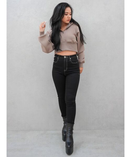 GYDA（ジェイダ）の「バックレースアップショートパーカー（パーカー・レディース・ブラック/ベージュ/オフホワイト・FREE）」の6枚目の写真