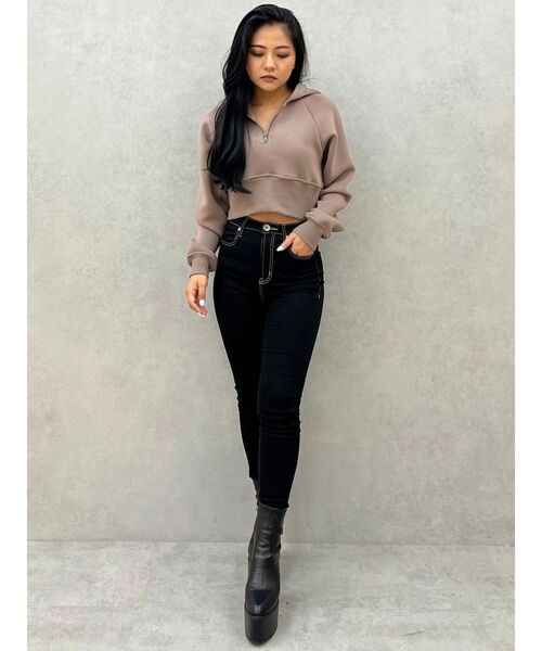 GYDA（ジェイダ）の「バックレースアップショートパーカー（パーカー・レディース・ブラック/ベージュ/オフホワイト・FREE）」の10枚目の写真