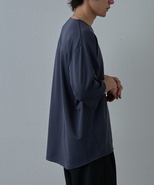 COLONY 2139（コロニートゥーワンスリーナイン）の「サステナポンチクロップドスリーブT（Tシャツ/カットソー・メンズ・ホワイト/チャコールグレー/ブラック・MEDIUM/LARGE）」の15枚目の写真