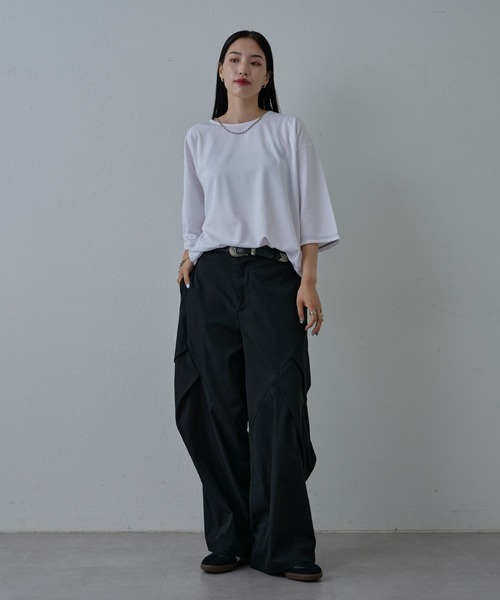 COLONY 2139（コロニートゥーワンスリーナイン）の「サステナポンチクロップドスリーブT（Tシャツ/カットソー・メンズ・ホワイト/チャコールグレー/ブラック・MEDIUM/LARGE）」の16枚目の写真