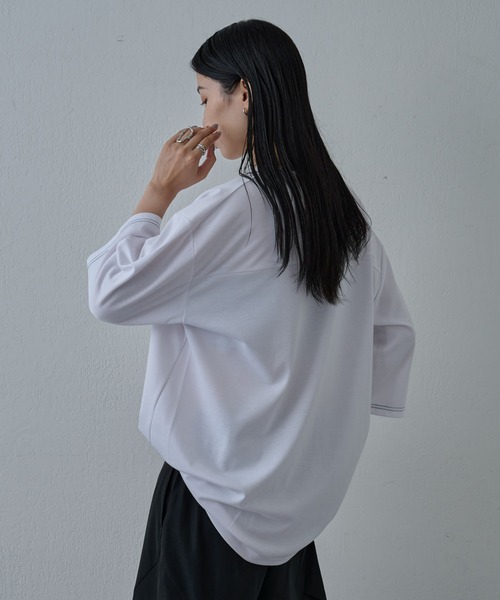 COLONY 2139（コロニートゥーワンスリーナイン）の「サステナポンチクロップドスリーブT（Tシャツ/カットソー・メンズ・ホワイト/チャコールグレー/ブラック・MEDIUM/LARGE）」の6枚目の写真