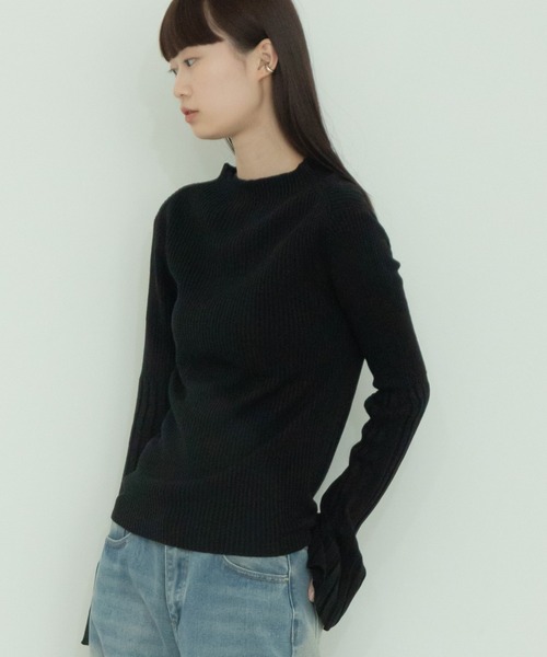 HEILIS(ヘイリス)の「リブ編みフレアスリーブニット / リブニット トップス 長袖 オフィスカジュアル 無地(ニット/セーター・レディース・アイボリー/ブラック・FREE)」の14枚目の写真