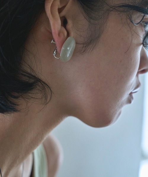 marjour(マージュール)の「GLITTER EARRING(イヤリング・レディース・ネイビー/シルバー・フリー)」の17枚目の写真