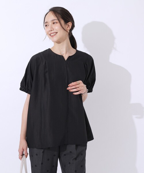 DRESKIP(ドレスキップ)の「◆【高レビュー/無理せずキレイ】女性らしさを引き立てる お袖たっぷりギャザー ドルマンブラウス(シャツ/ブラウス・レディース・ブラック/カーキ/イエロー系その他/ライトベージュ/ライトブルー・00)」の10枚目の写真