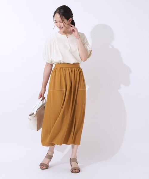 DRESKIP(ドレスキップ)の「◆【高レビュー/無理せずキレイ】女性らしさを引き立てる お袖たっぷりギャザー ドルマンブラウス(シャツ/ブラウス・レディース・ブラック/カーキ/イエロー系その他/ライトベージュ/ライトブルー・00)」の20枚目の写真