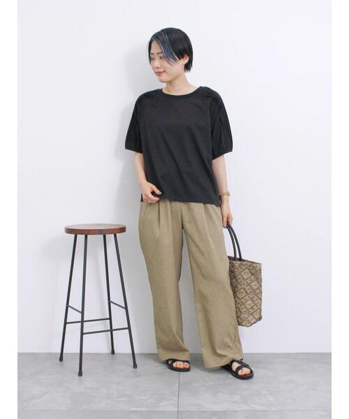 Samansa Mos2 blue(サマンサモスモスブルー)の「袖タックプルオーバー(Tシャツ/カットソー・レディース・ネイビー/ブラック/オフホワイト・F)」の4枚目の写真