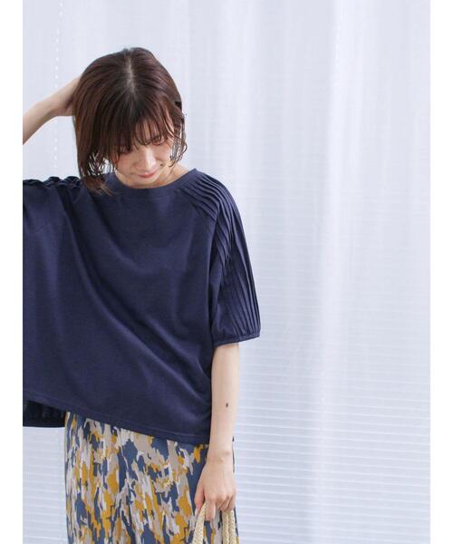 Samansa Mos2 blue(サマンサモスモスブルー)の「袖タックプルオーバー(Tシャツ/カットソー・レディース・ネイビー/ブラック/オフホワイト・F)」の9枚目の写真