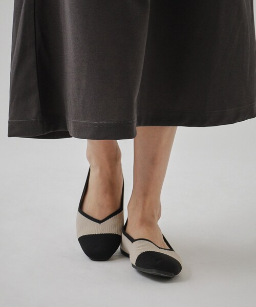 SHOO・LA・RUE（シューラルー）の「◆【高レビュー/24AW】デイリーにもお仕事にも 洗えてサラサラ　ニットパンプス（パンプス・レディース・アイボリー系/シルバー系その他2/ダークブラウン系・25/35/45）」の10枚目の写真