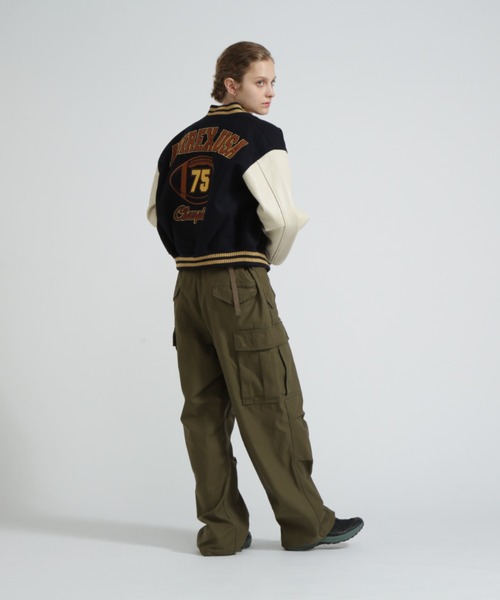AVIREX(アヴィレックス)の「《WEB&DEPOT限定》SKOOKUM VARSITY JACKET/スクーカム ヴァーシティ ジャケット(スタジャン・メンズ・ブラック/ネイビー/ブラウン・F)」の20枚目の写真