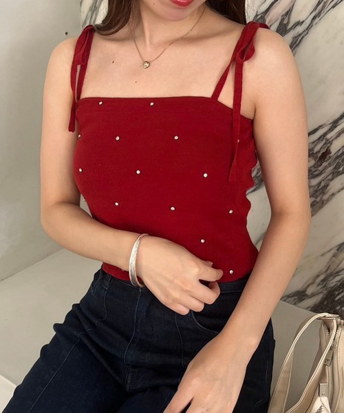 one after another NICE CLAUP（ワンアフターアナザーナイスクラップ）の「肩リボンビジューニットビスチェ【セットで着れるカーディガンあり】（キャミソール・レディース・レッド/ピンク/ブラック/アイボリー/杢グレー・FREE）」の5枚目の写真