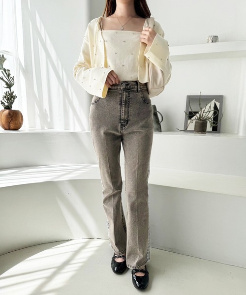 one after another NICE CLAUP（ワンアフターアナザーナイスクラップ）の「肩リボンビジューニットビスチェ【セットで着れるカーディガンあり】（キャミソール・レディース・レッド/ピンク/ブラック/アイボリー/杢グレー・FREE）」の10枚目の写真