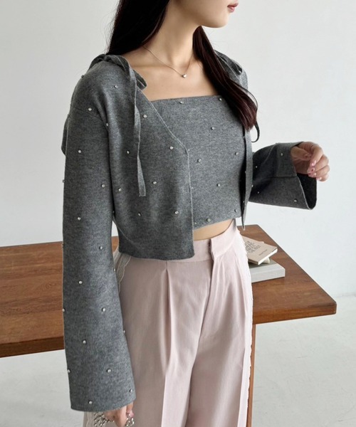 one after another NICE CLAUP（ワンアフターアナザーナイスクラップ）の「肩リボンビジューニットビスチェ【セットで着れるカーディガンあり】（キャミソール・レディース・レッド/ピンク/ブラック/アイボリー/杢グレー・FREE）」の12枚目の写真