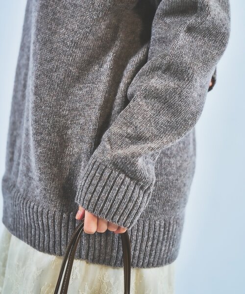 417 EDIFICE（フォーワンセブンエディフィス）の「Shaggy Dog クルーネックニット（ニット/セーター・メンズ・ホワイト/ベージュ/レッド/ブルー/グリーン/ブルー系その他/チャコールグレー・MEDIUM/LARGE/X-LARGE）」の9枚目の写真