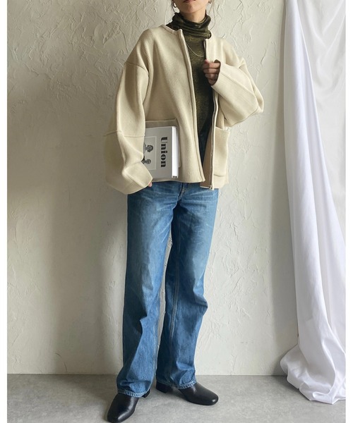She's Closet(シーズクローゼット)の「メロウフリルハイネック長袖グリッターラメトップス/ロングTシャツカットソー(Tシャツ/カットソー・レディース・ライトベージュ/ブラック×シルバー/ブラック×ゴールド・FREE)」の6枚目の写真