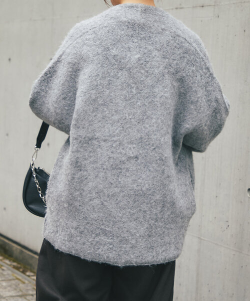 un dix cors（アンディコール）の「《柔らかい素材で軽い着心地》Wフェイス起毛ニットコート（ノーカラーコート・レディース・ブルー/グレー/ベージュ・FREE）」の7枚目の写真