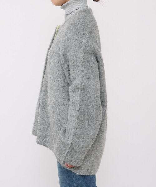 un dix cors（アンディコール）の「《柔らかい素材で軽い着心地》Wフェイス起毛ニットコート（ノーカラーコート・レディース・ブルー/グレー/ベージュ・FREE）」の14枚目の写真