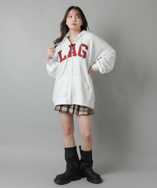 SPINNS(スピンズ)の「オーバーサイズジップパーカー LAGロゴ / カレッジロゴ(パーカー・レディース・杢グレー/ブラック/スミクロ/ネイビー/オフホワイト/オートミール/グレー系その他・ONESIZE)」の9枚目の写真