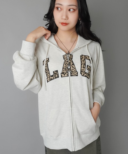SPINNS(スピンズ)の「オーバーサイズジップパーカー LAGロゴ / カレッジロゴ(パーカー・レディース・杢グレー/ブラック/スミクロ/ネイビー/オフホワイト/オートミール/グレー系その他・ONESIZE)」の12枚目の写真