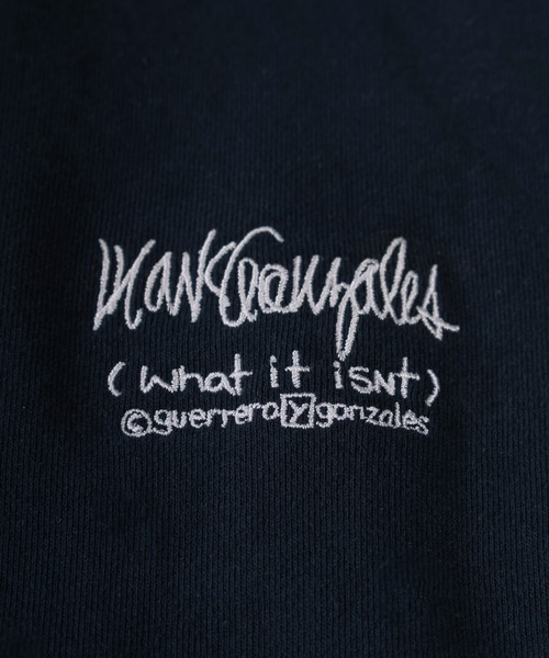 (What it isNt)ART BY MARKGONZALES(ワットイットイズント)の「【(What it isNt) ART BY MARK GONZALES/ワットイットイズント マークゴンザレス】ワンポイント刺繍 バックプリント フルジップ フーディー USAコットン使用(パーカー・メンズ・ブラック/グレー/オフホワイト/ネイビー・M/L/XL)」の10枚目の写真